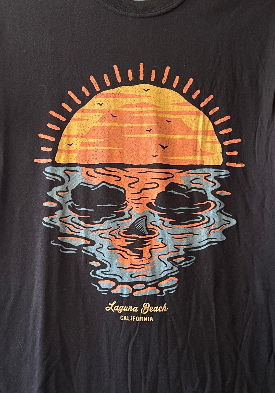 THE DUCK CO., LAGUNA BEACH, CALIFORNIA, SKULL TEE SHIRT, S, 100% COTTON, EUC