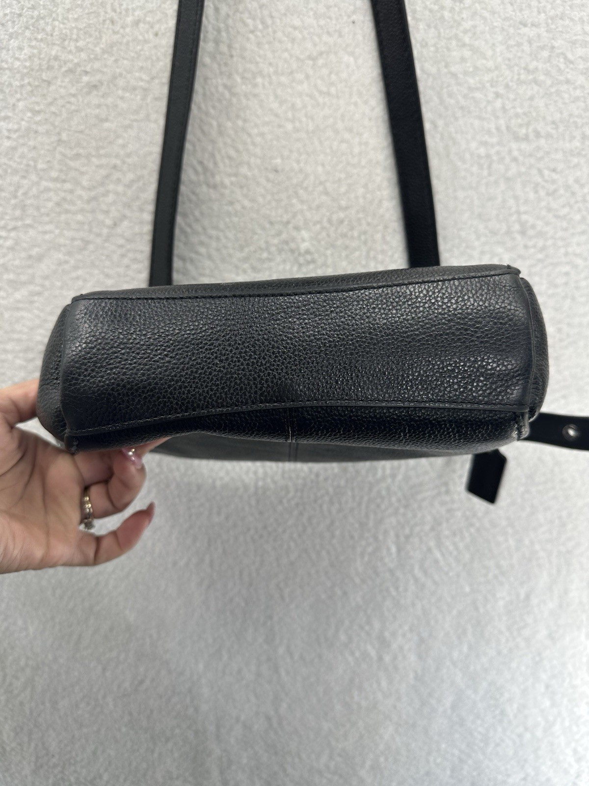 Coach Dufflette Leather Crossbody Bag Black Purse Strap Metallic 21377 Preowned