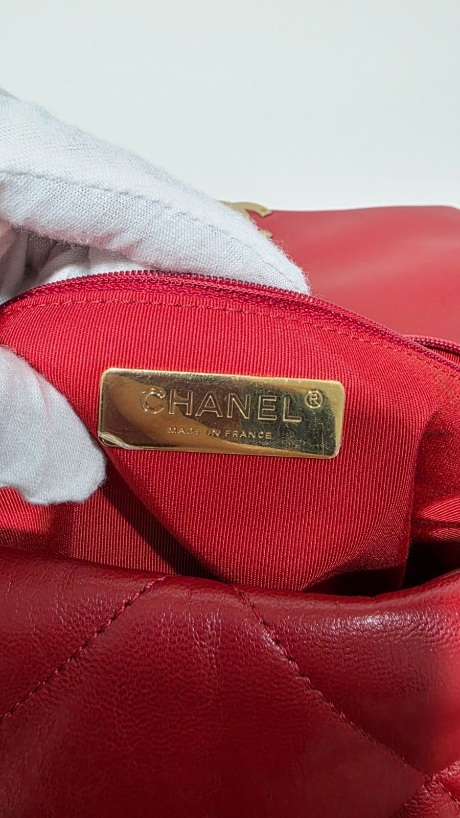 Chanel 19 Flap Red Mixed-Metal Chain Hardware Bag 29x17x9cm SN: 30512326