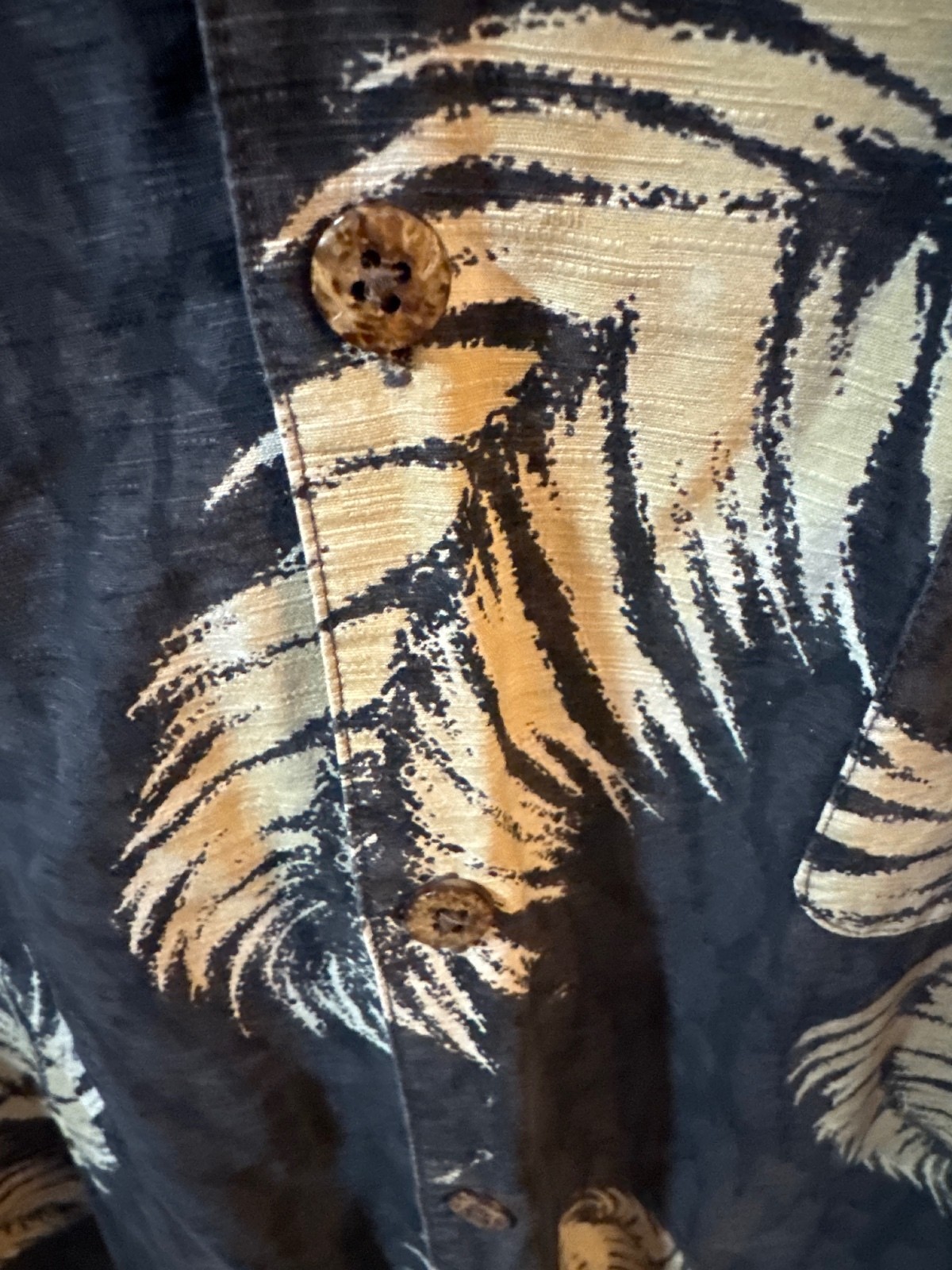 Tasso Elba Men’s XL Black Silk Hawaiian Shirt with Beige Leaf Print