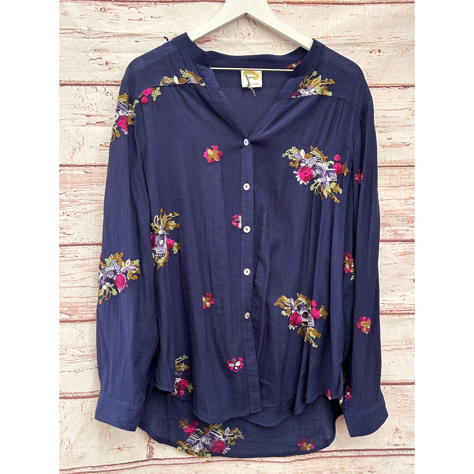 FIG & FLOWER Navy Blue Floral Embroidered Button Up Blouse Boho Top L