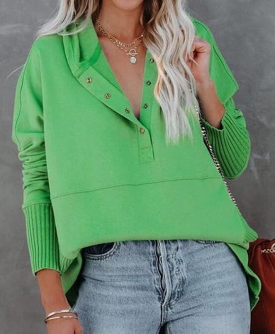 Women’s Oversized Green Sweatshirt Size Medium Tunic Hoodie Pockets Henley NWOT