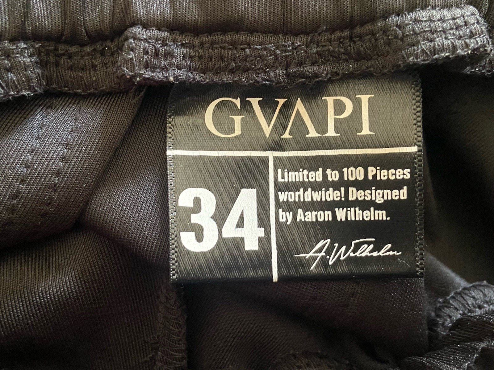 GVAPI MMXV by Aaron Wilhelm Black Zip Pocket/Zip Bottoms Jogger Pants – Size 34