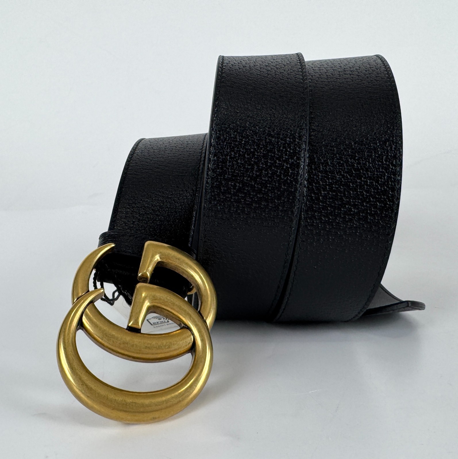 Gucci New Auth 105 cm 42 in Black Leather Gold GG Marmont Belt Dust Bag