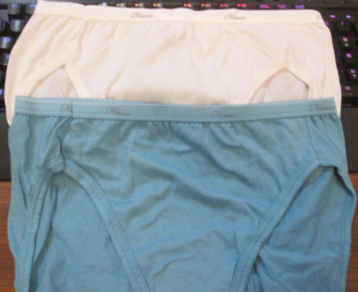 New Hanes High Leg Briefs💕 Size 6 Dark Aqua Blue + White 75% & 100% Cotton