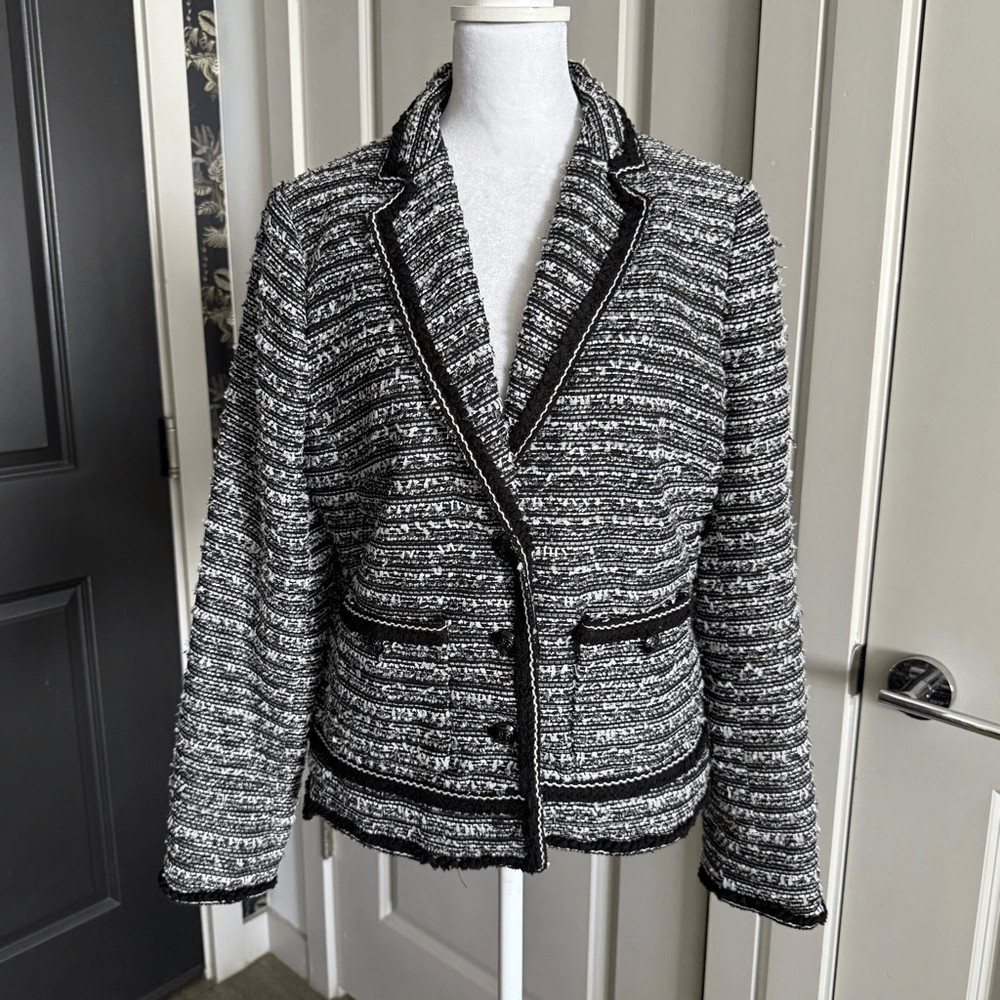 Talbots Classic Black and White Tweed Blazer Size 8