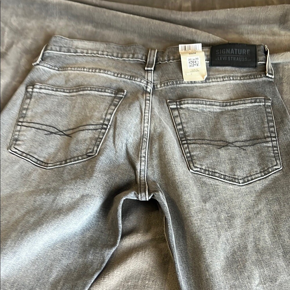 Signature by Levi Strauss Slim Gray Jeans 32X34