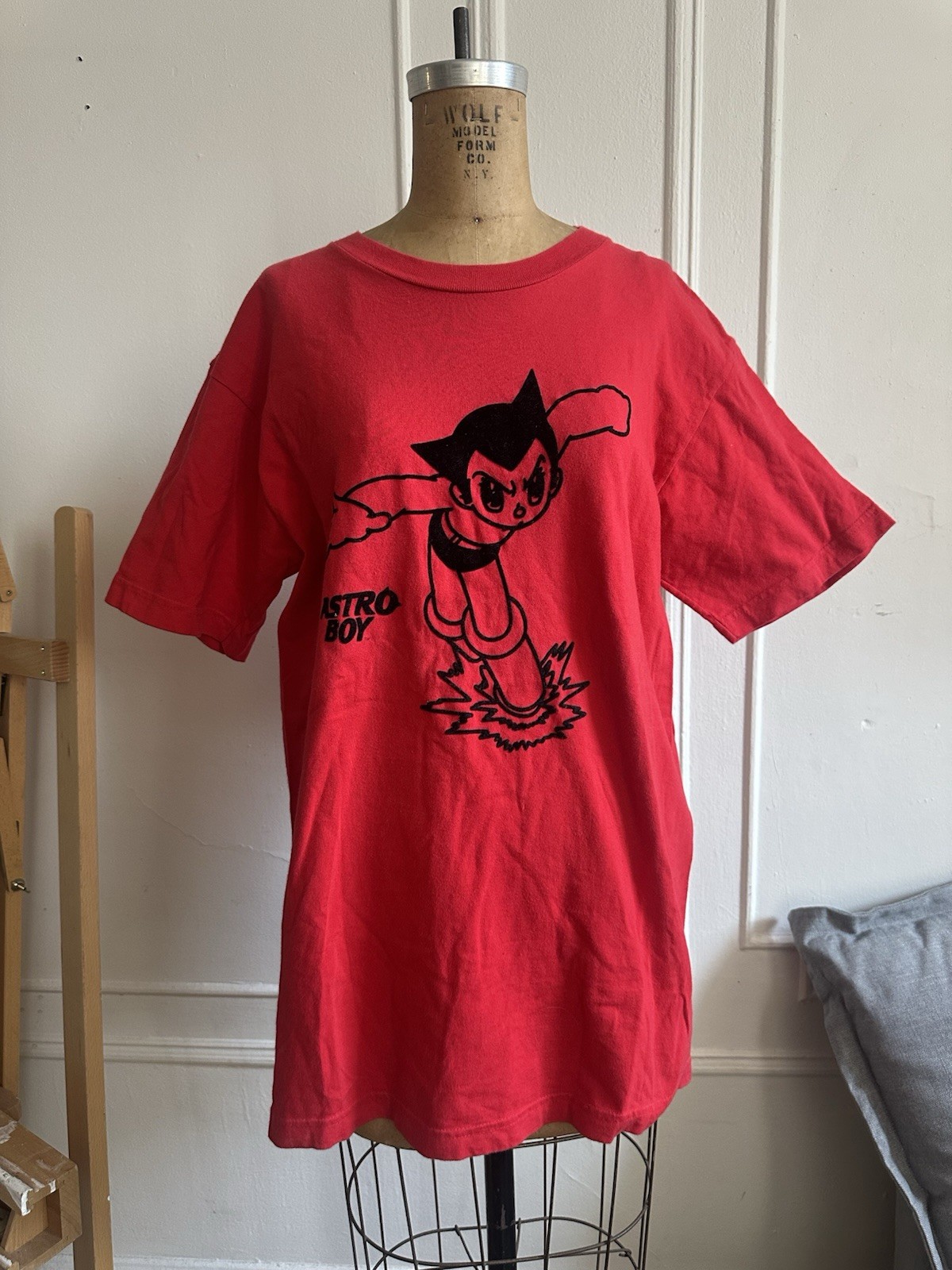 Astro Boy Osamu Tezuka Productions Official Y2K Red Men’s Large Anime Tee