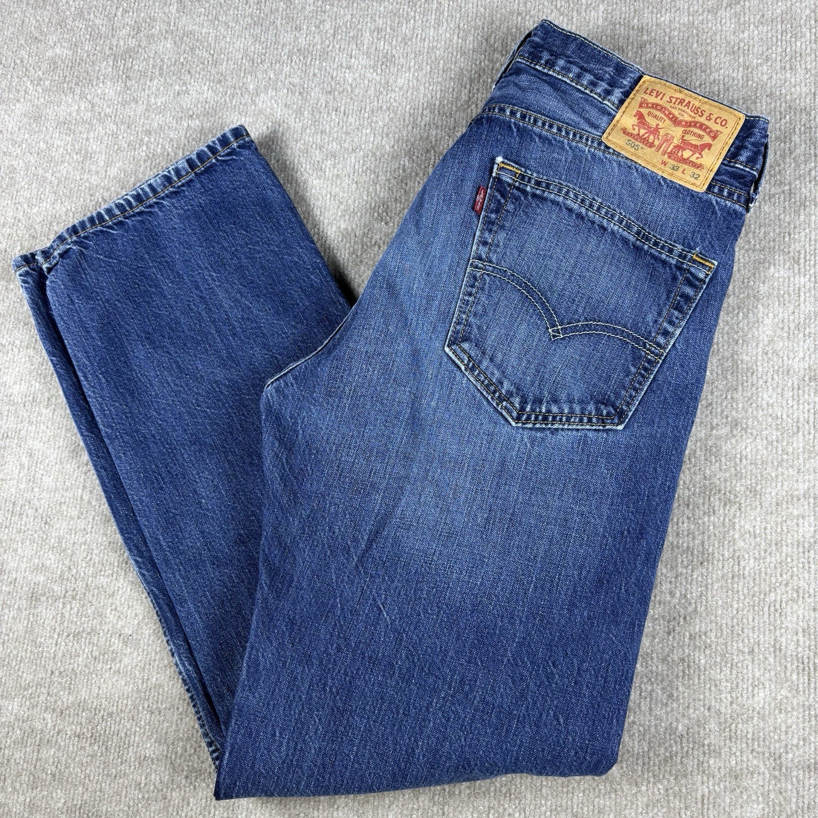 Levi’s 505 Regular Fit Jeans Mens 33×32 Blue Denim Straight Leg Medium Wash