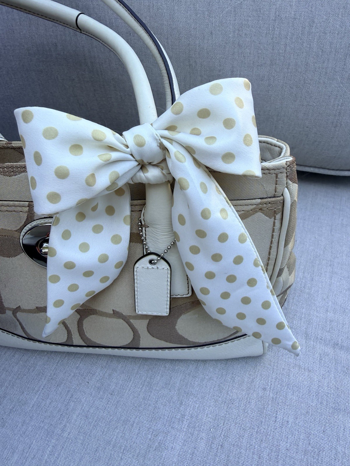 Vintage Coach Hamptons Madeline Tote Signature Canvas Cream Leather Purse Bag