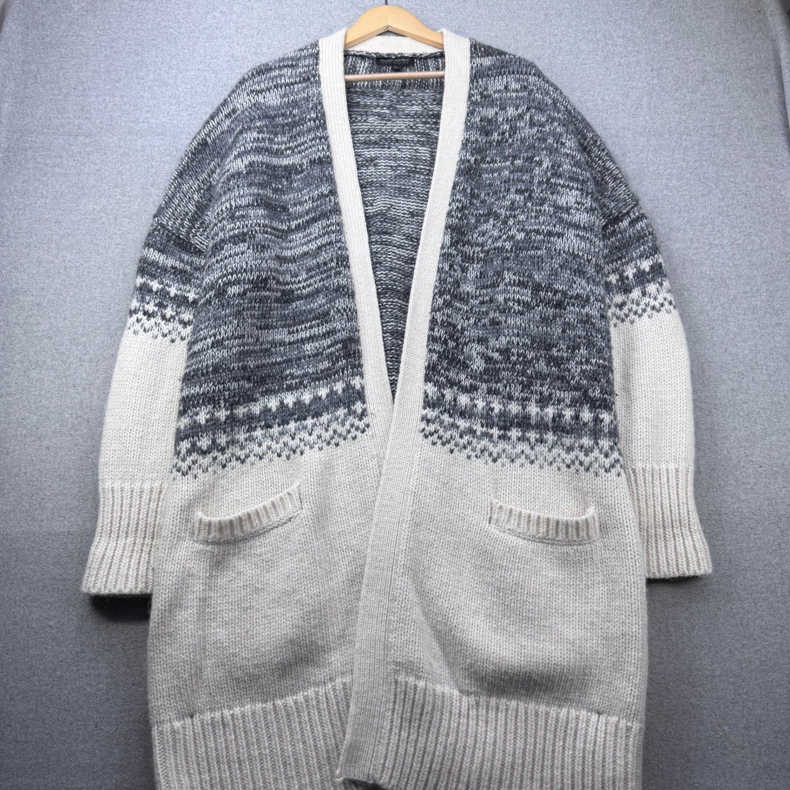 Banana Republic Italian Yarn Fair Isle Cardigan Sweater Oversized XL Grey Cream