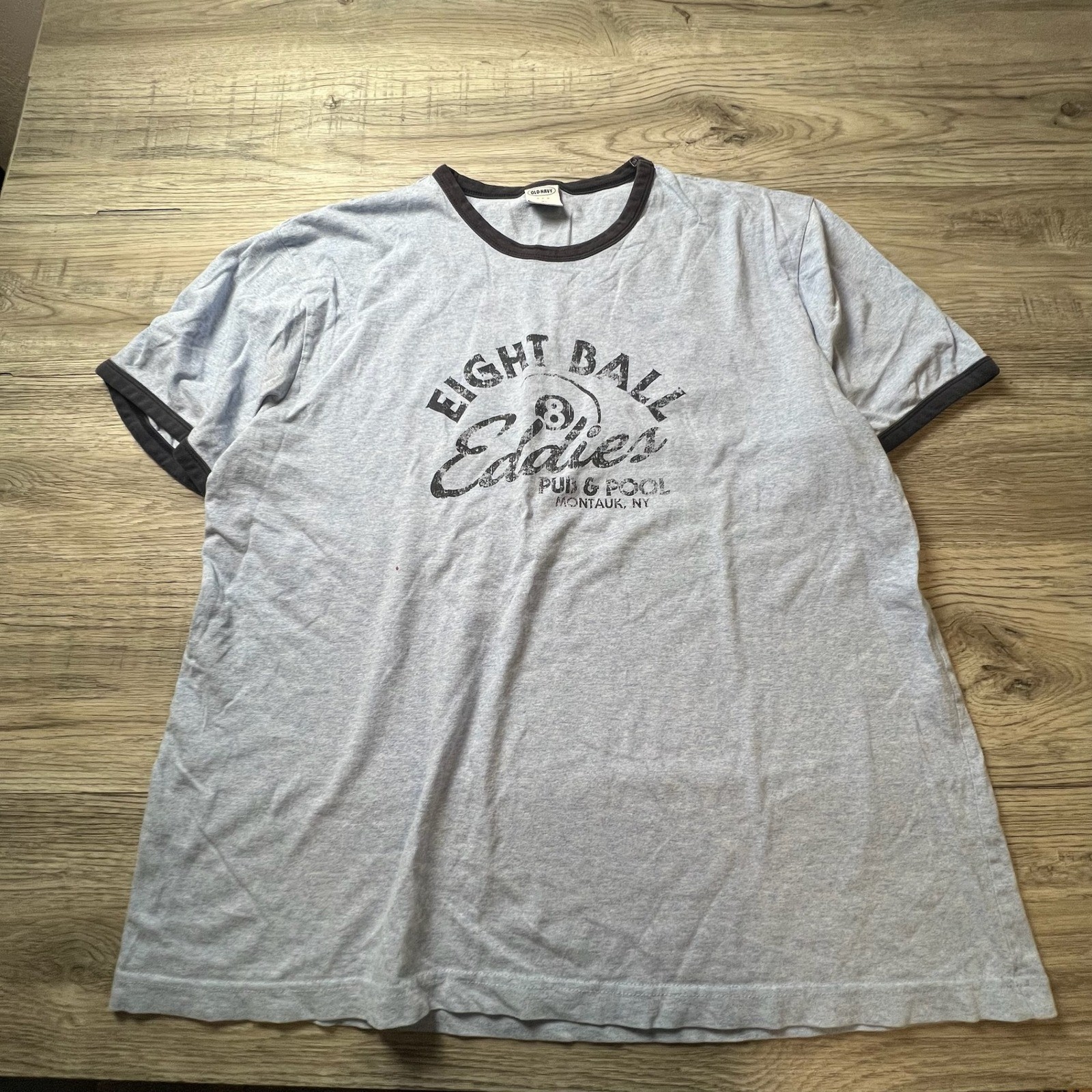 Old Navy Ringer Tee Mens XL Blue Eight Ball Eddies Montauk Graphic T-Shirt AD44