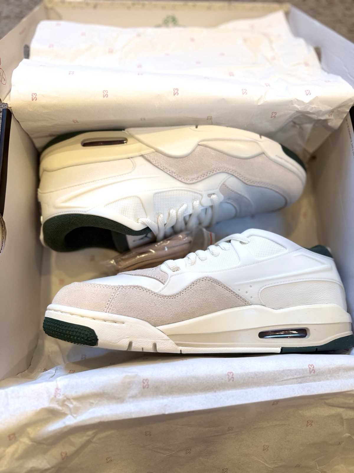 Jordan 4 RM Light Cream Midnight Green Size 11.5M FQ7939-105