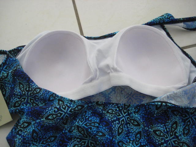 Aliana Shades of Blue Geometric One Piece Swimsuit Size 16 NWT