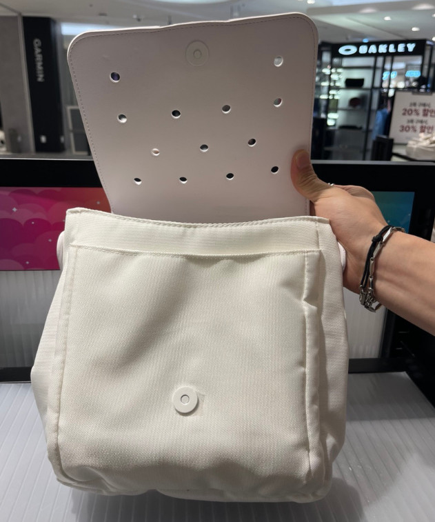 CROCS Classic Crossbody BAG 210191 White