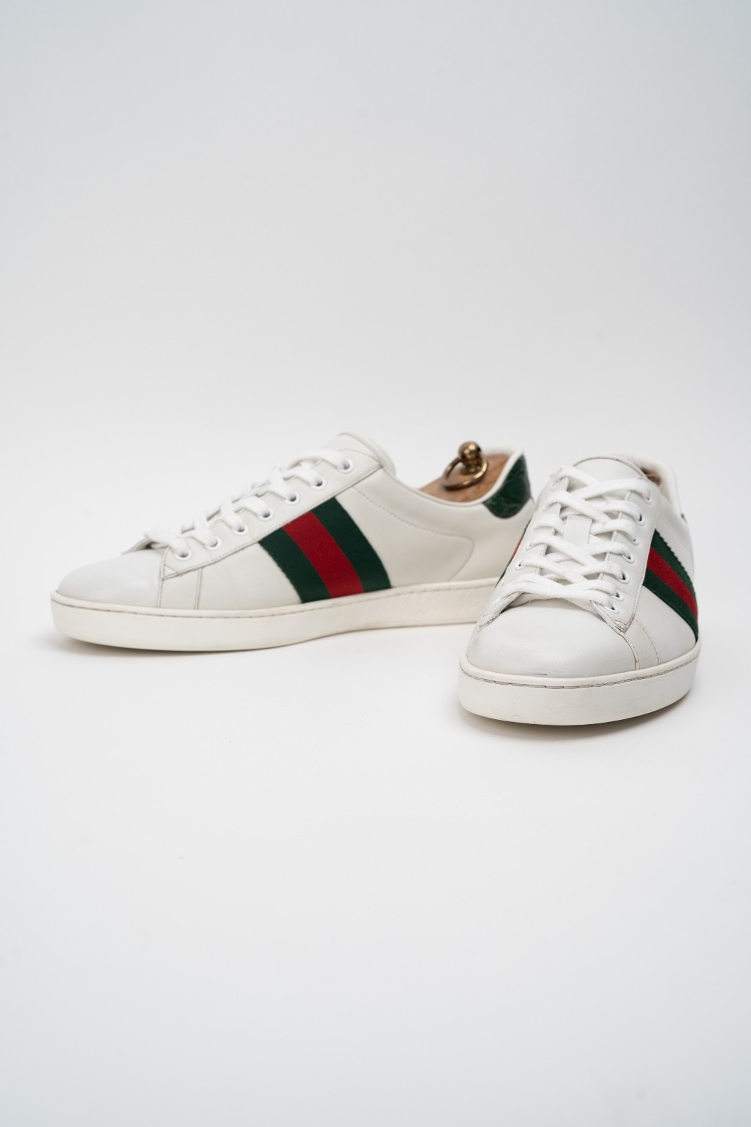 Gucci Ace Men’s White Leather Sneakers Green Red Web Stripe 386750 Size 8