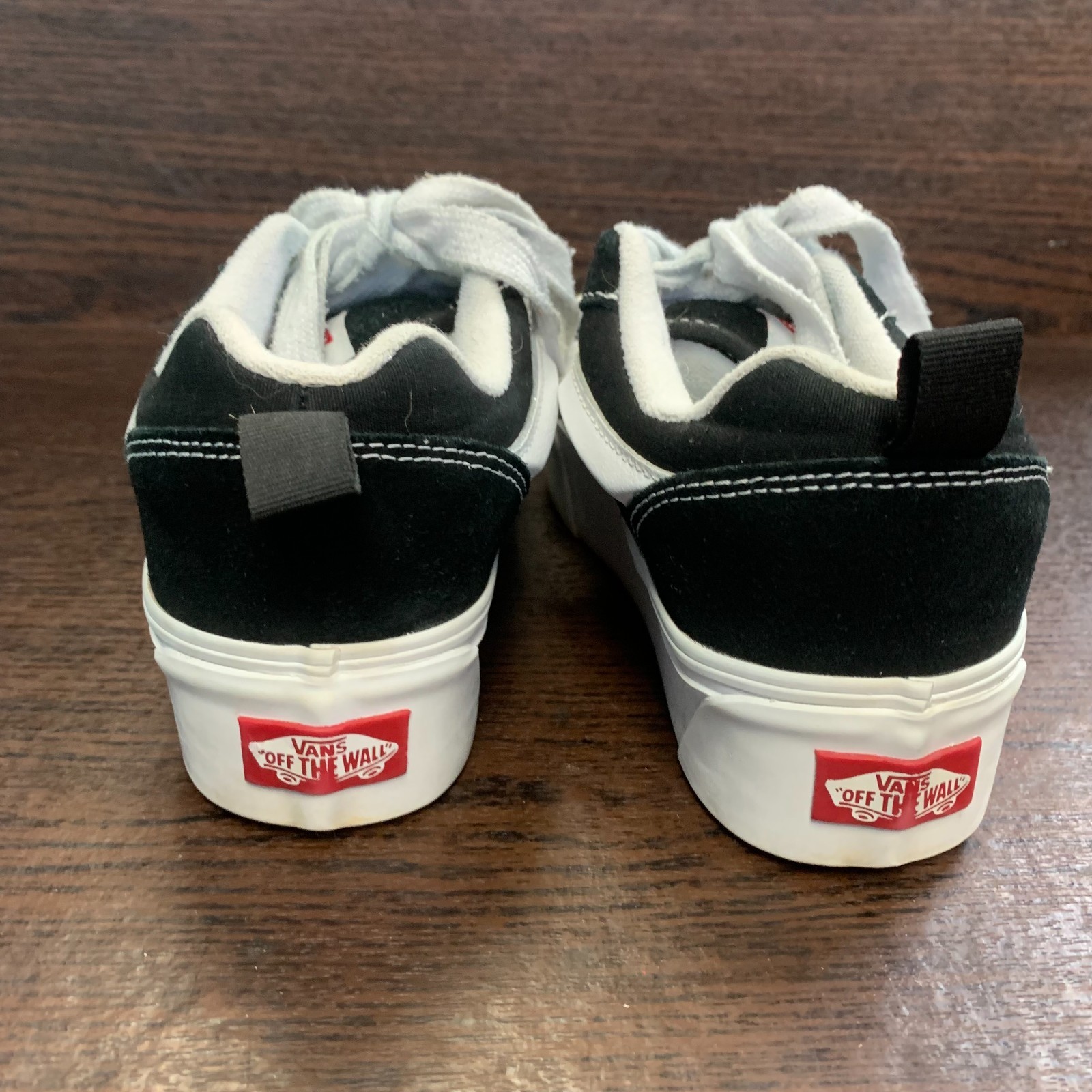 Vans Knu Stack Platform Unisex Sneakers Size M 6.5 W 8 Black White Suede Chunky