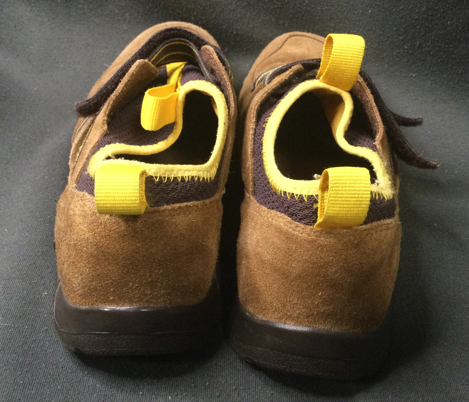 Timberland Slip On Shoes w/ hook n loop Straps Sz 5.5 Leather and Man-made Upper