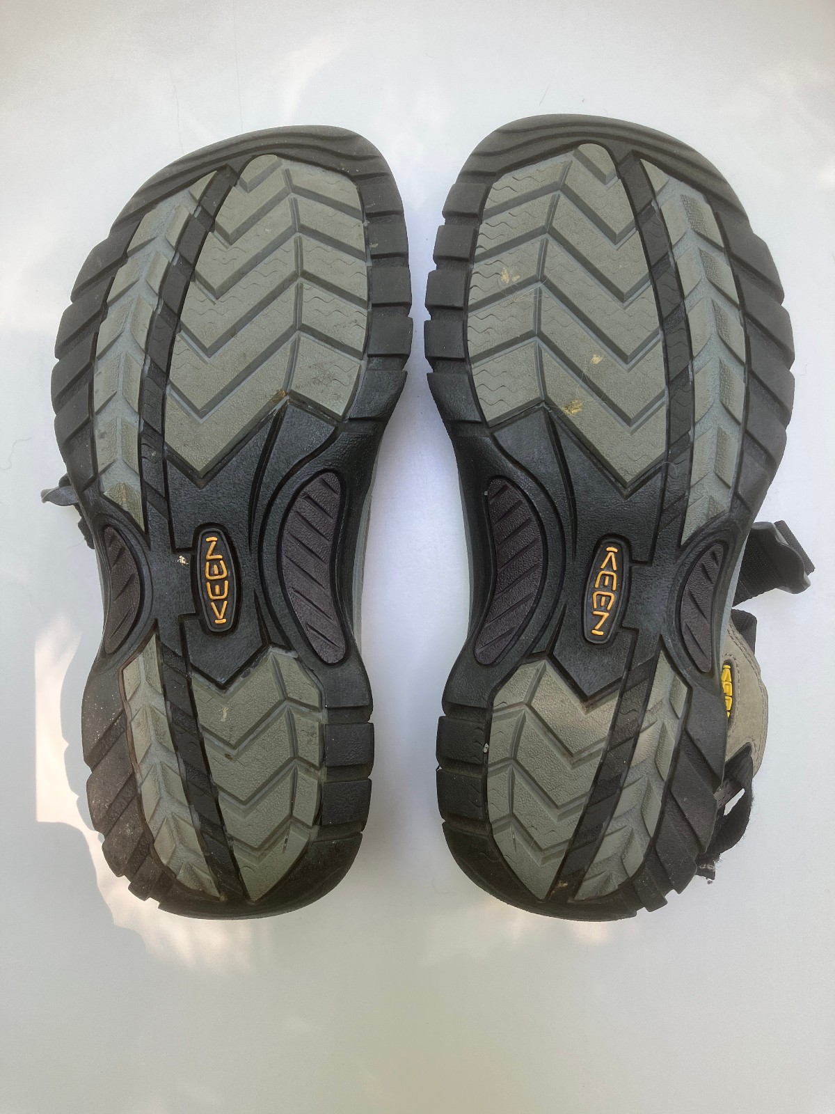 KEEN Women’s Zerraport II Trail, Boating, Hiking, Closed Toe Sandal, Size 9