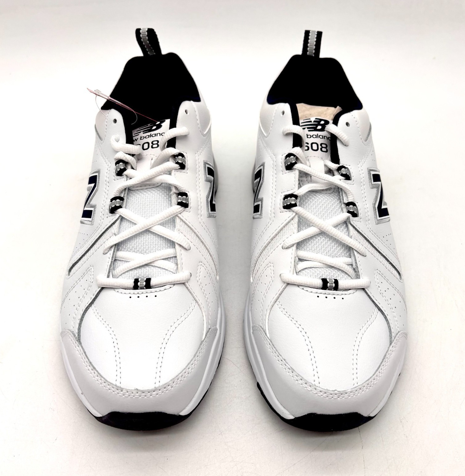 New Balance Men’s White/Navy 608v5 Shoes Size 11.5 6E