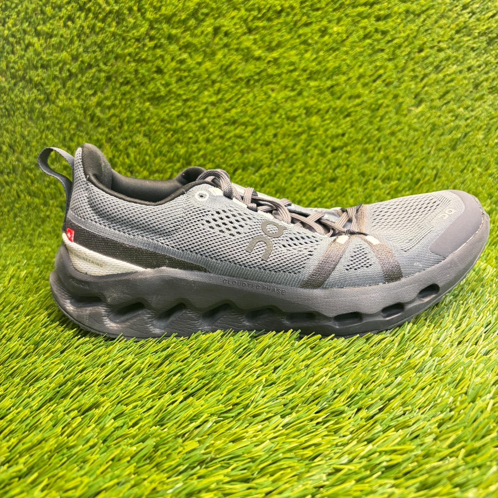 On Cloudsurfer Trail Womens Size 8.5 Eclipse Black Gray Running Shoes Sneakers