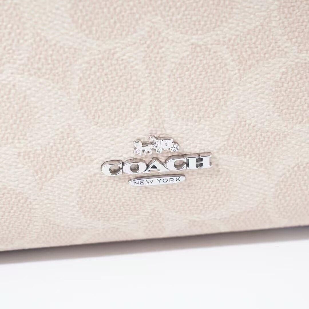 COACH Women’s Laurel Casual Shoulder Bag 7.8 in