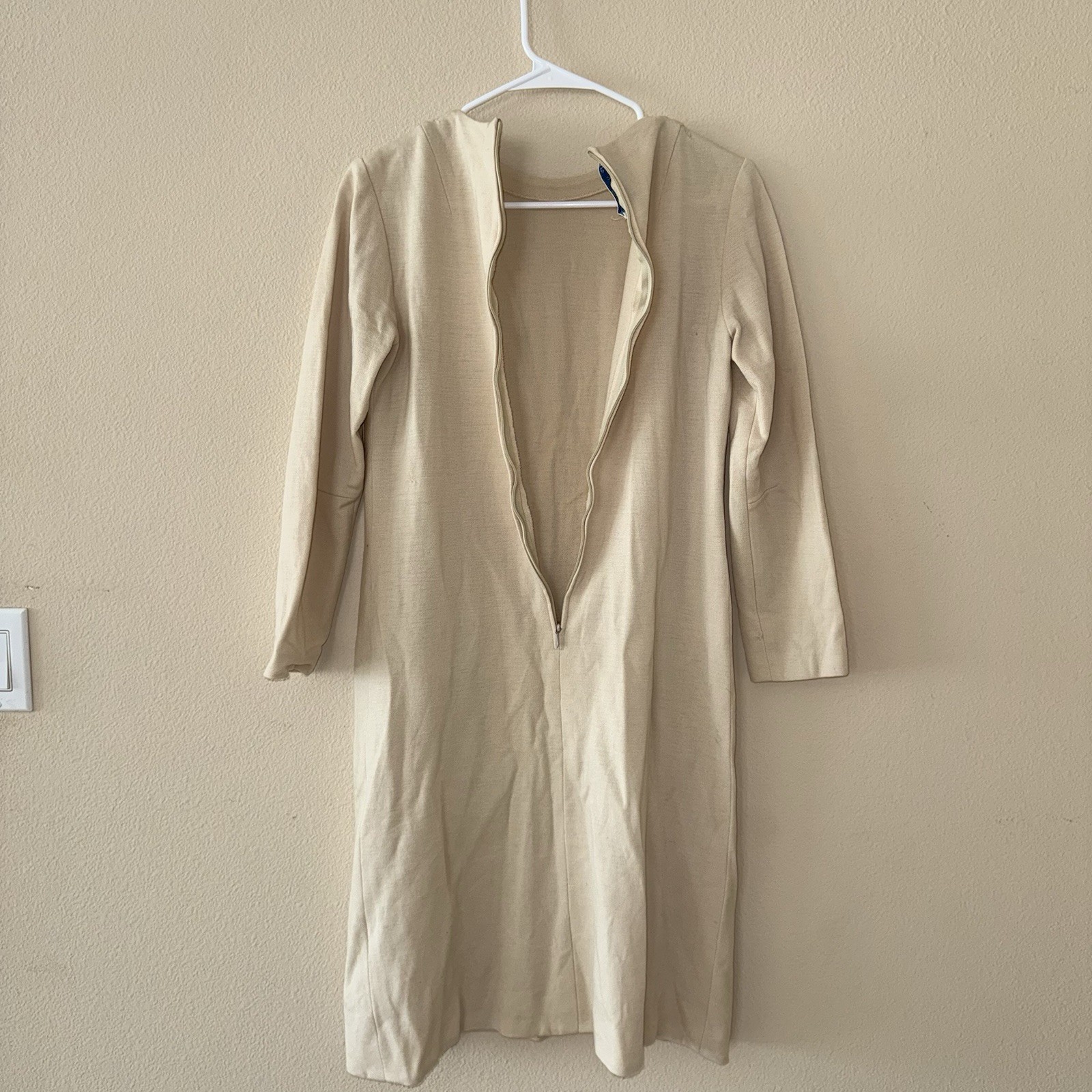 Vtg 60s Promenade Ltd Virgin Wool Shift Dress Beige Italy 10 Back Zip