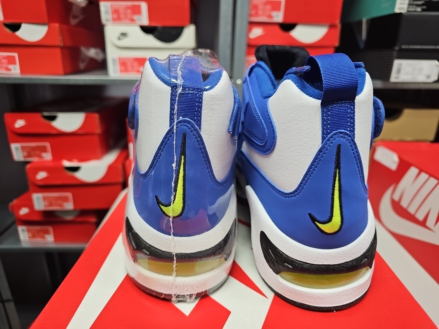 NIKE AIR GRIFFEY MAX 1 2021 ” VARSITY ROYAL ” SIZE 9.5 NEW IN HAND
