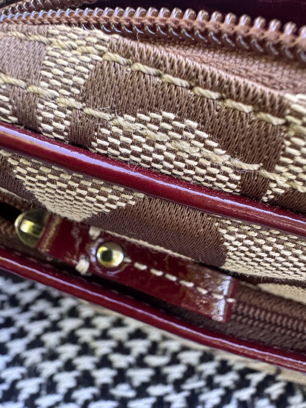 NWT COACH Hamptons Signature hip Belt Bag – Khaki & Crimson