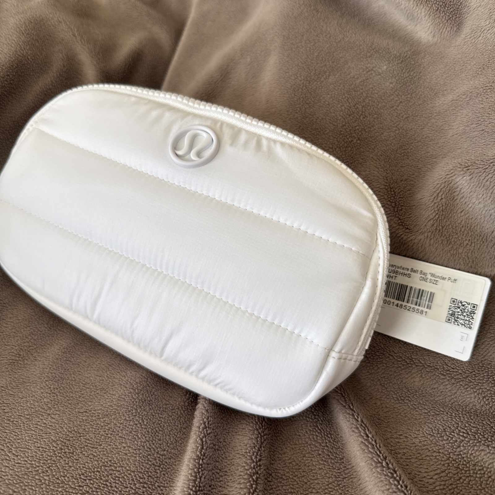 Lululemon WUNDER PUFF Everywhere WHITE Belt Bag One Size 2L -Brand New w/Tags