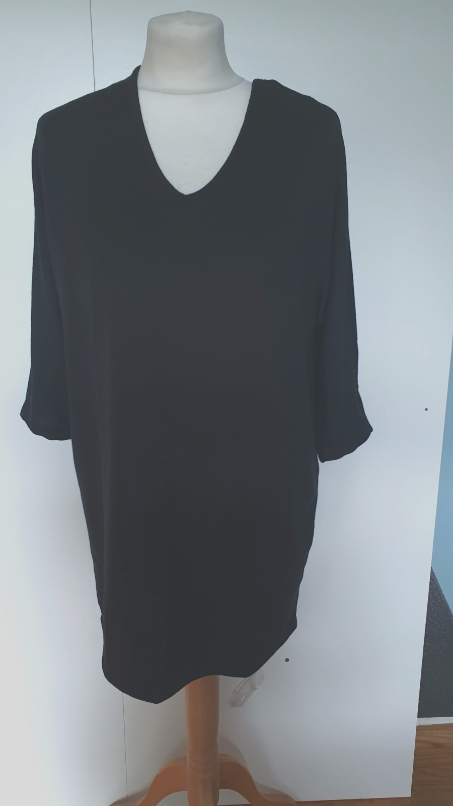 Kim & Co V Neck Tunic Soft Touch Dolman Sleeve Black bx4 New Tags Size XS