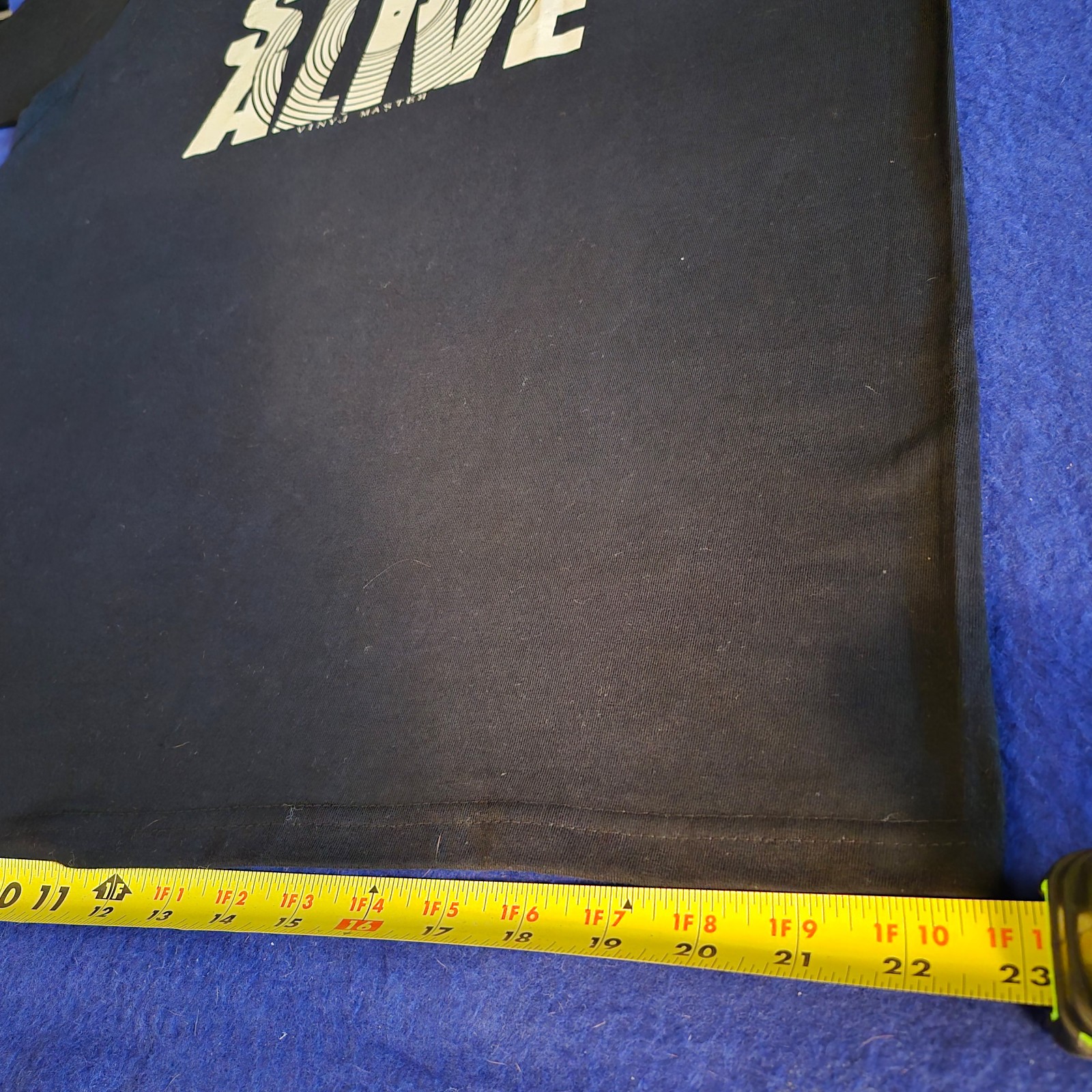 NEW – X-LARGE – Vinyl Master Clothing – Still Alive – Record Collector Tee Shirt