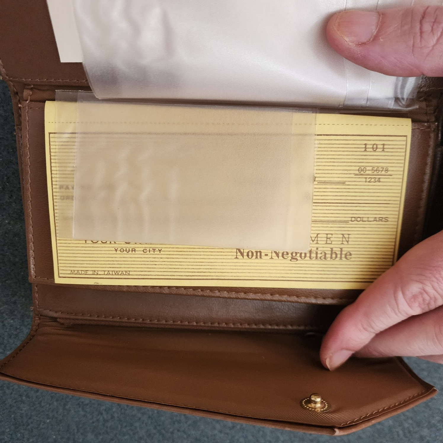Vintage New Gift Set / Wallet + Key Case – NOS Tan/Brown Women’s