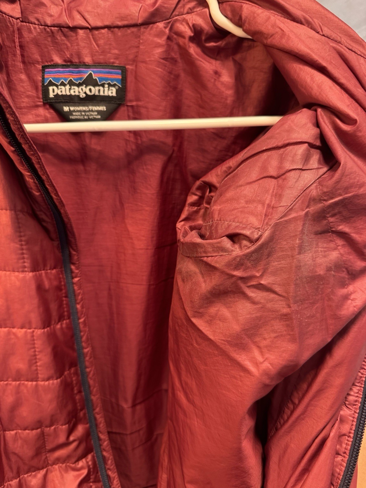 Patagonia Women’s Nano Puff Jacket Medium Maroon