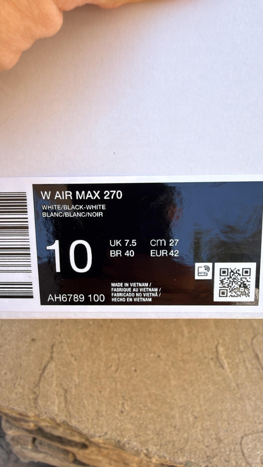 Women’s 10, Men’s 8.5 Nike Air Max 270 2024 AH6789-100 White Black airmax