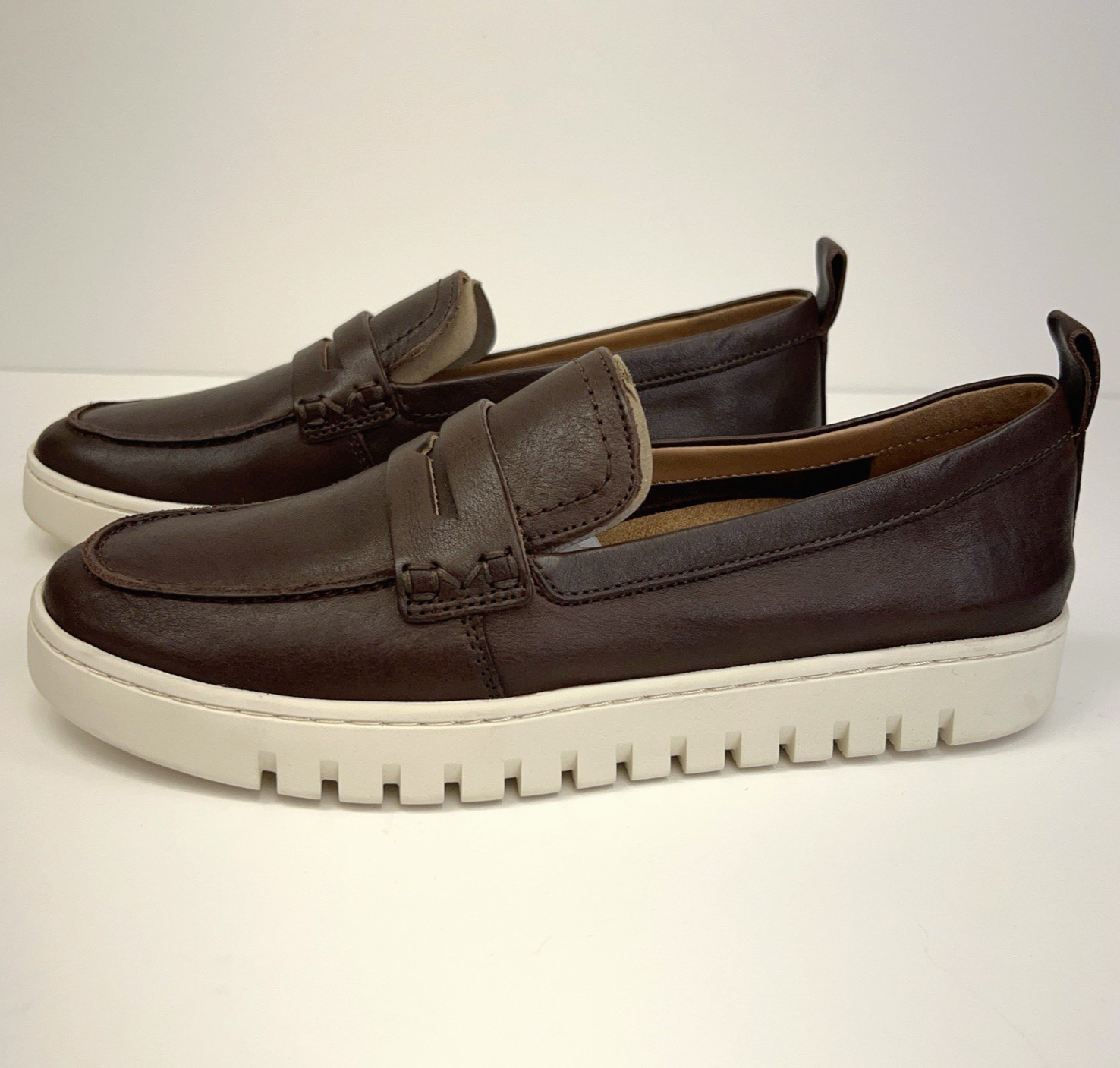 VIONIC Womens Leather Uptown Penny Loafer Dark Brown SlipOn Comfort Size 8.5 NWB
