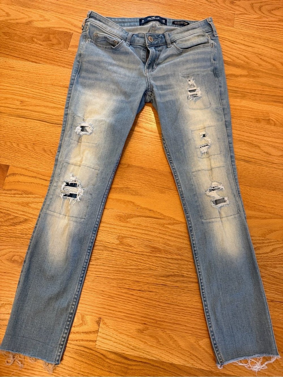 Hollister Low Rise Super Skinny Classic Stretch