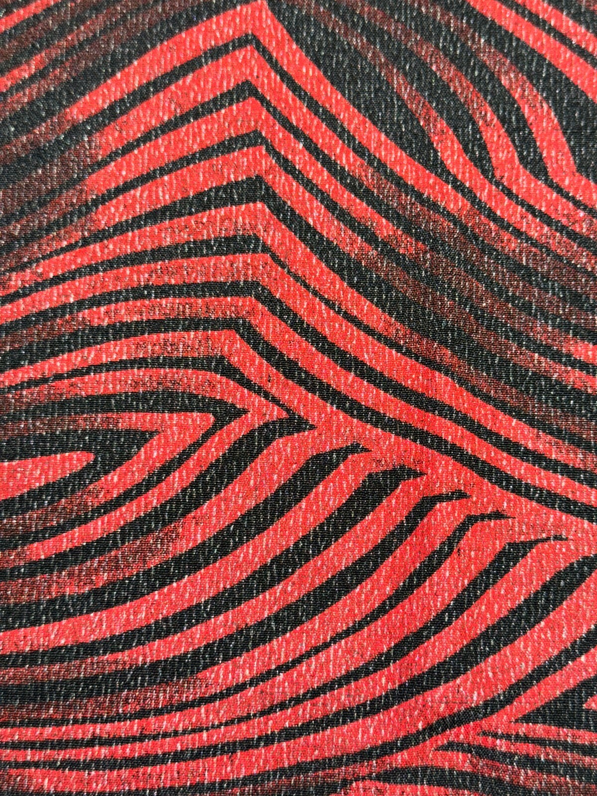 Japanese Vintage Kimono Fabric cloth Boro silk Red Black Tradition Dirt 57×7.4in