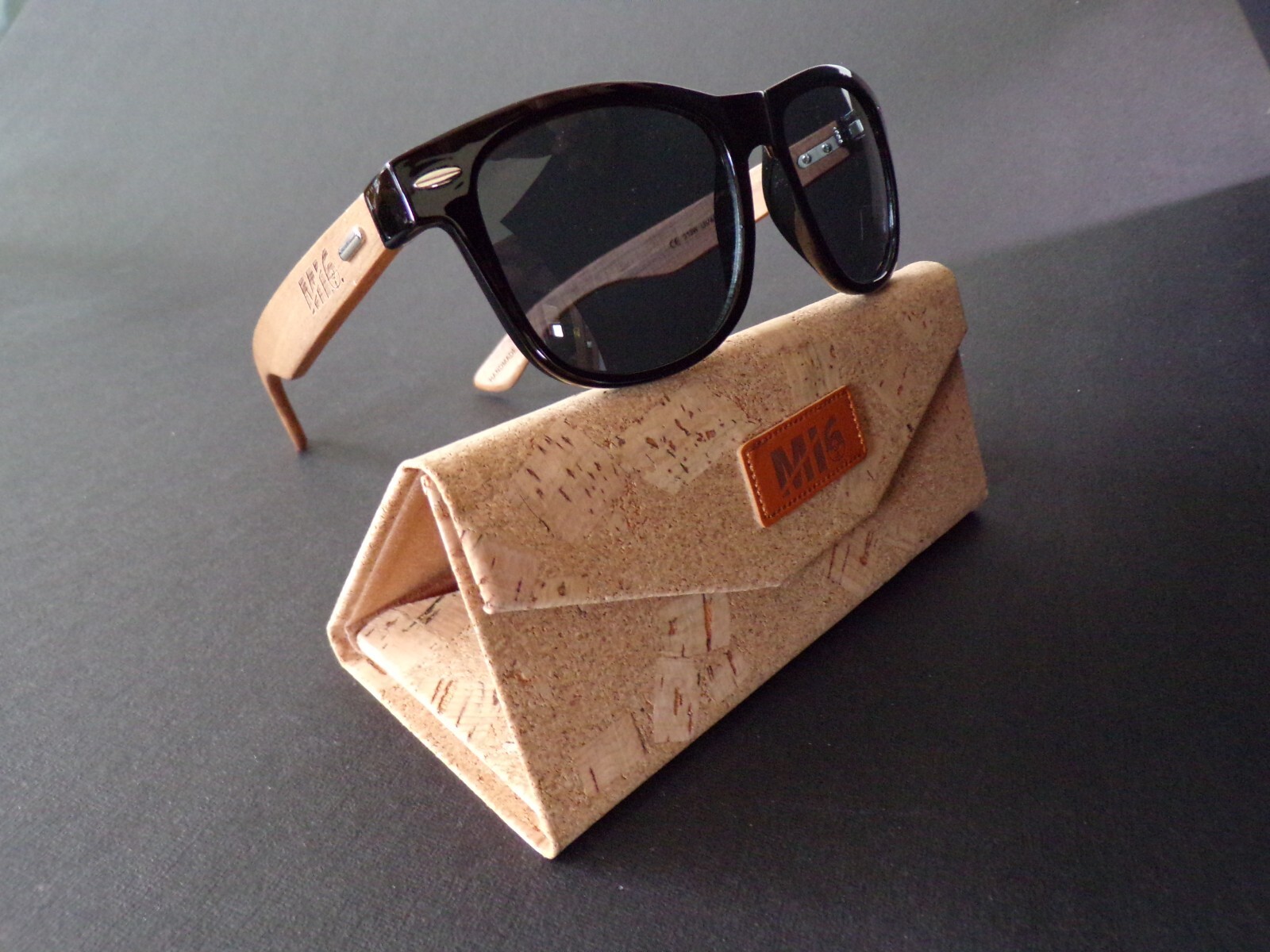 Mi6® Polarized Bamboo Wood Sunglasses men women Retro Horn Rimmed Wood Case usa