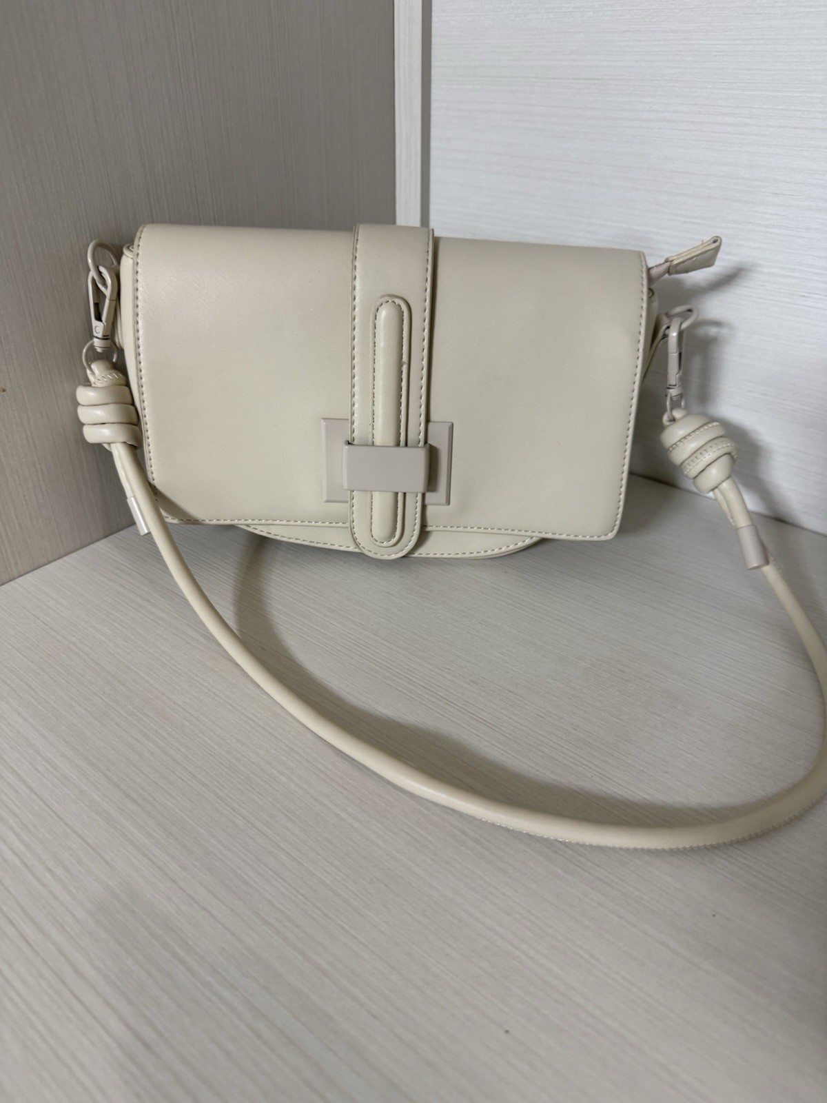 Mistique Ivory Shoulder Bag Adjustable Strap Magnetic & Zip Closure