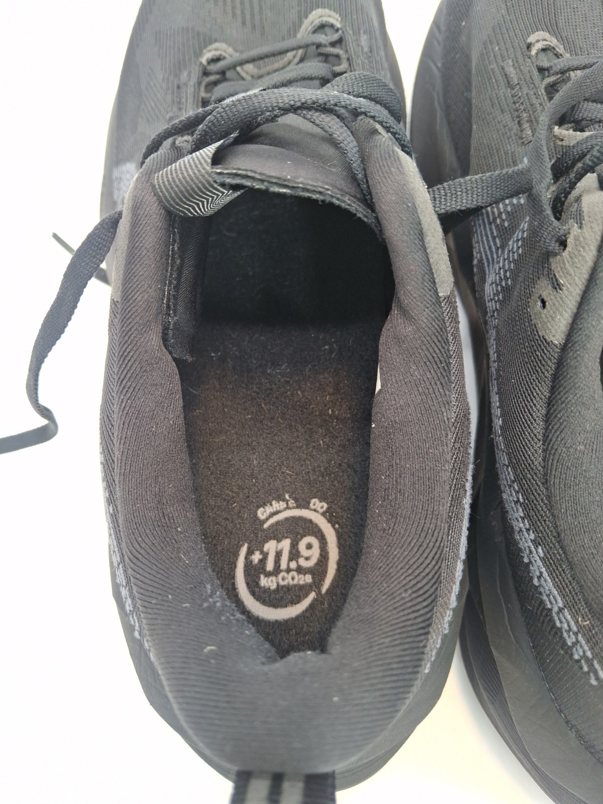 Men Asics Novablast 5 Black Shoe Size 11 1011b974