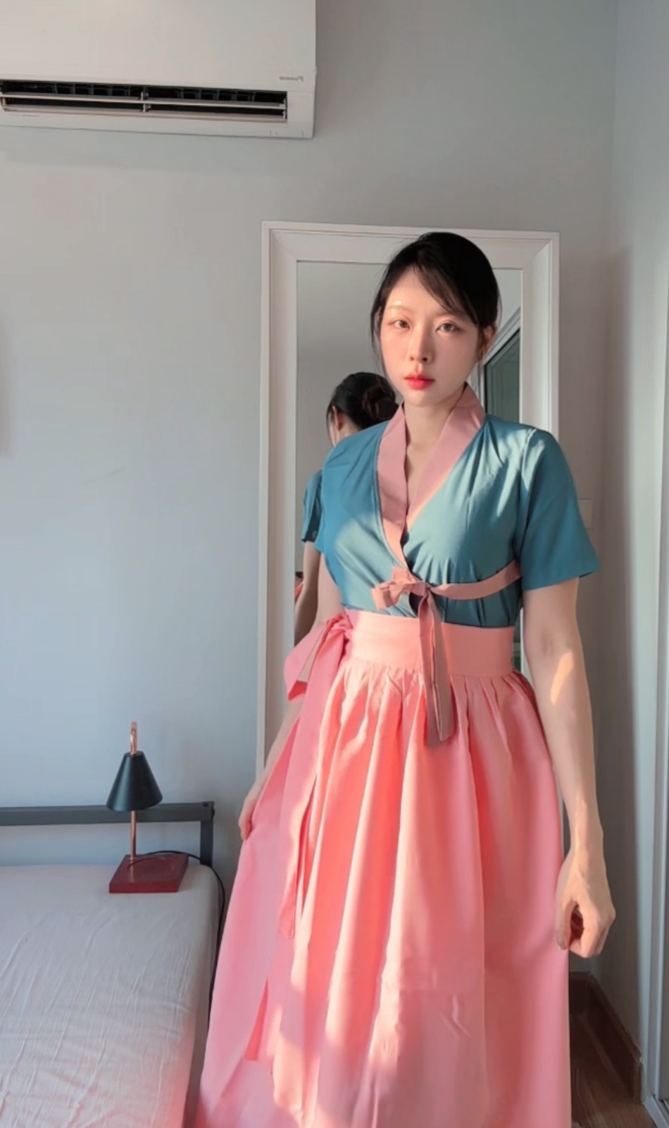 Modern Hanbok Set (Shirt+Skirt+Tassel) Minimal Timeless Design 생활한복 Boraunnii