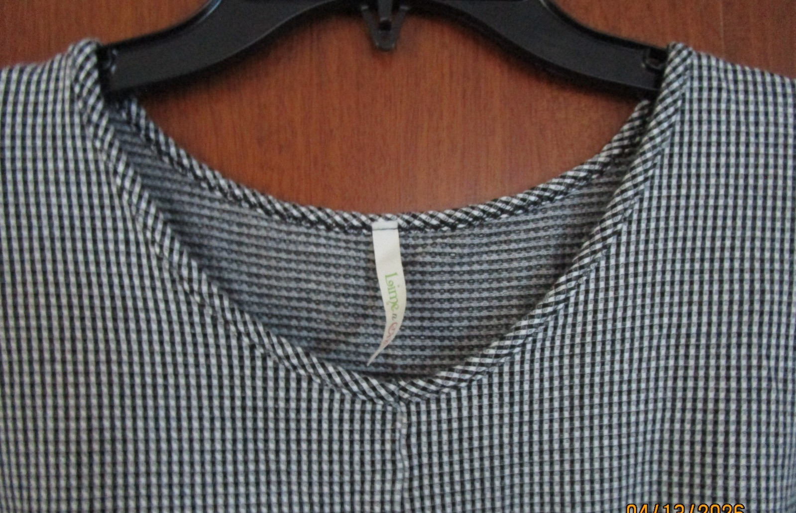 Lime N Chili B&W Cropped Top Sz Large Cotton Blend Bust 44 Length 20 in