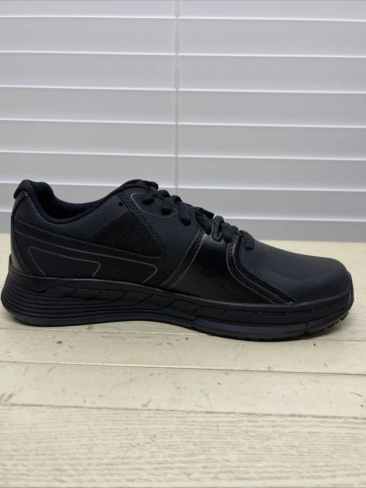 Shoes For Crews Falcon II Slip Resistant Work Shoes Women’s US 7 Black