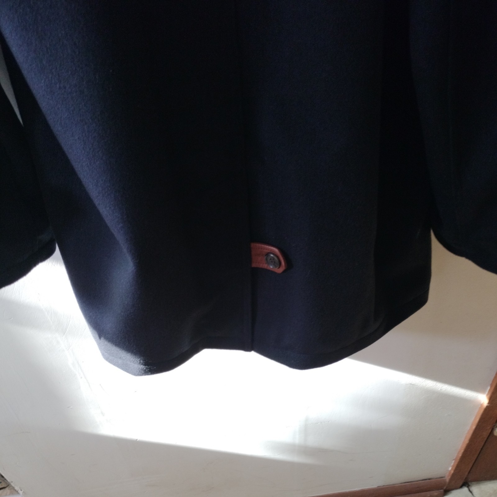 Bullock&Jones Navy dress 3/4 wool coat new/tags XL. Well made, updated design.