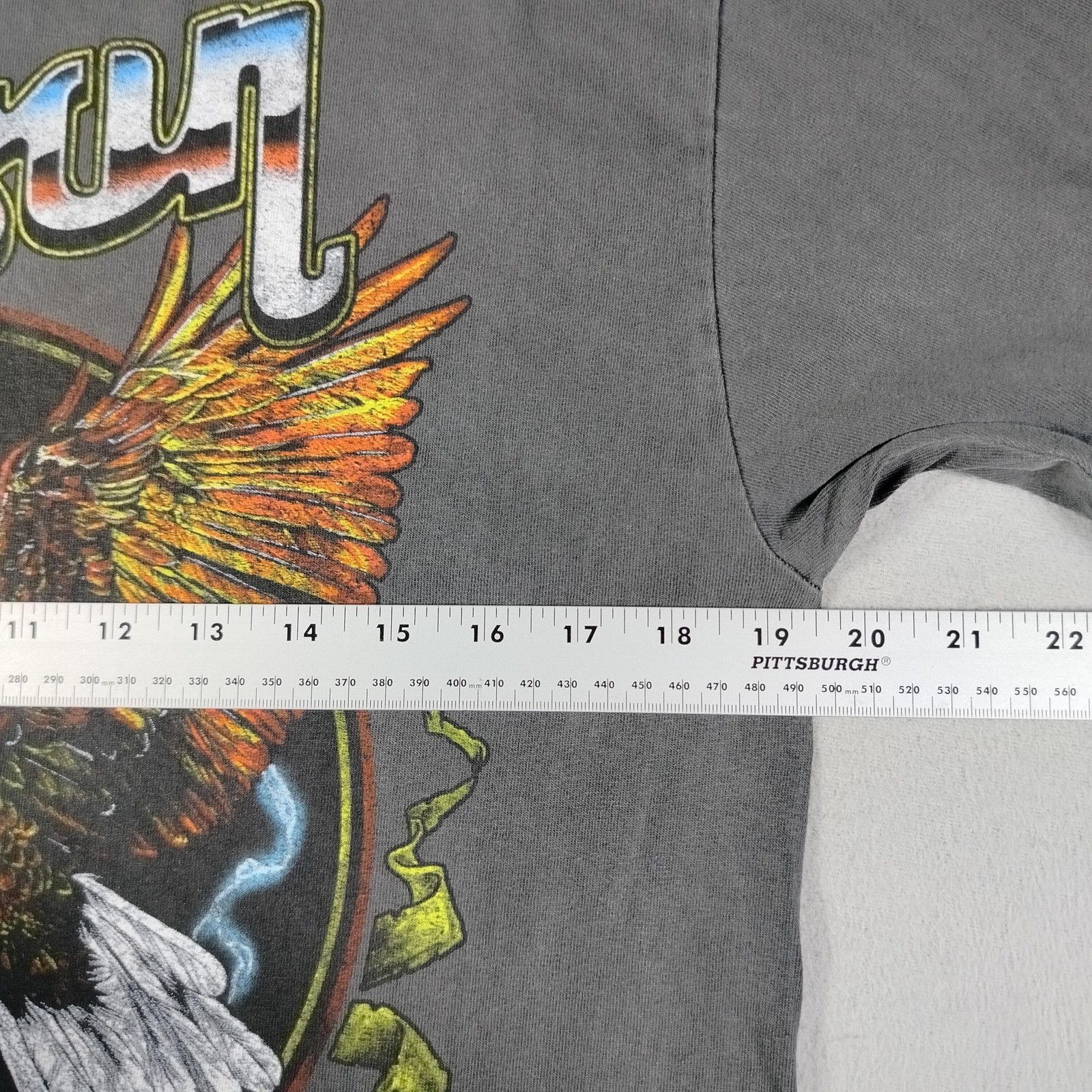 Gibson Shirt Mens Medium Gray Eagle Guitar Nashville Graphic Rock Music Tee