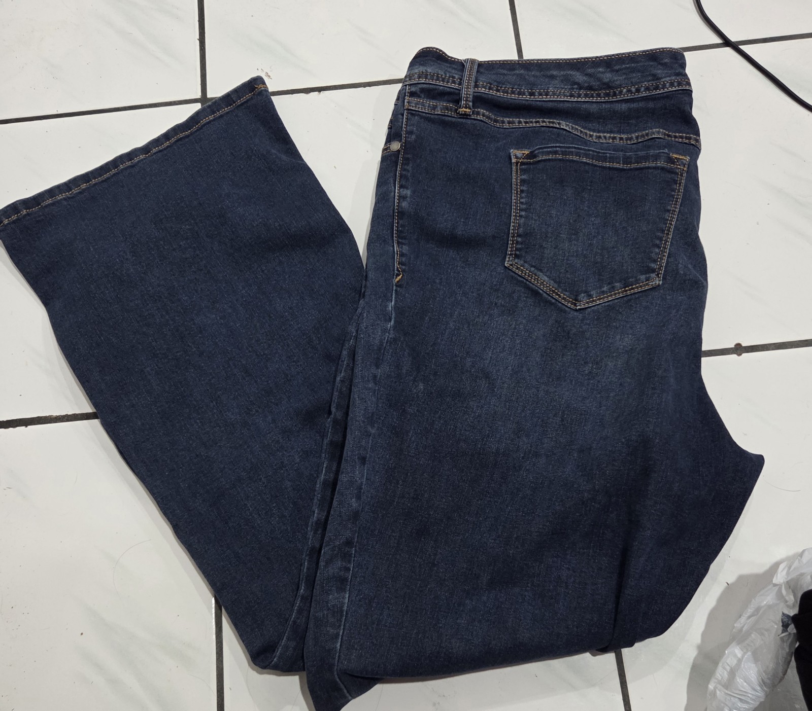 Torrid Super Stretch Blue Jeans 22T Boot Cut