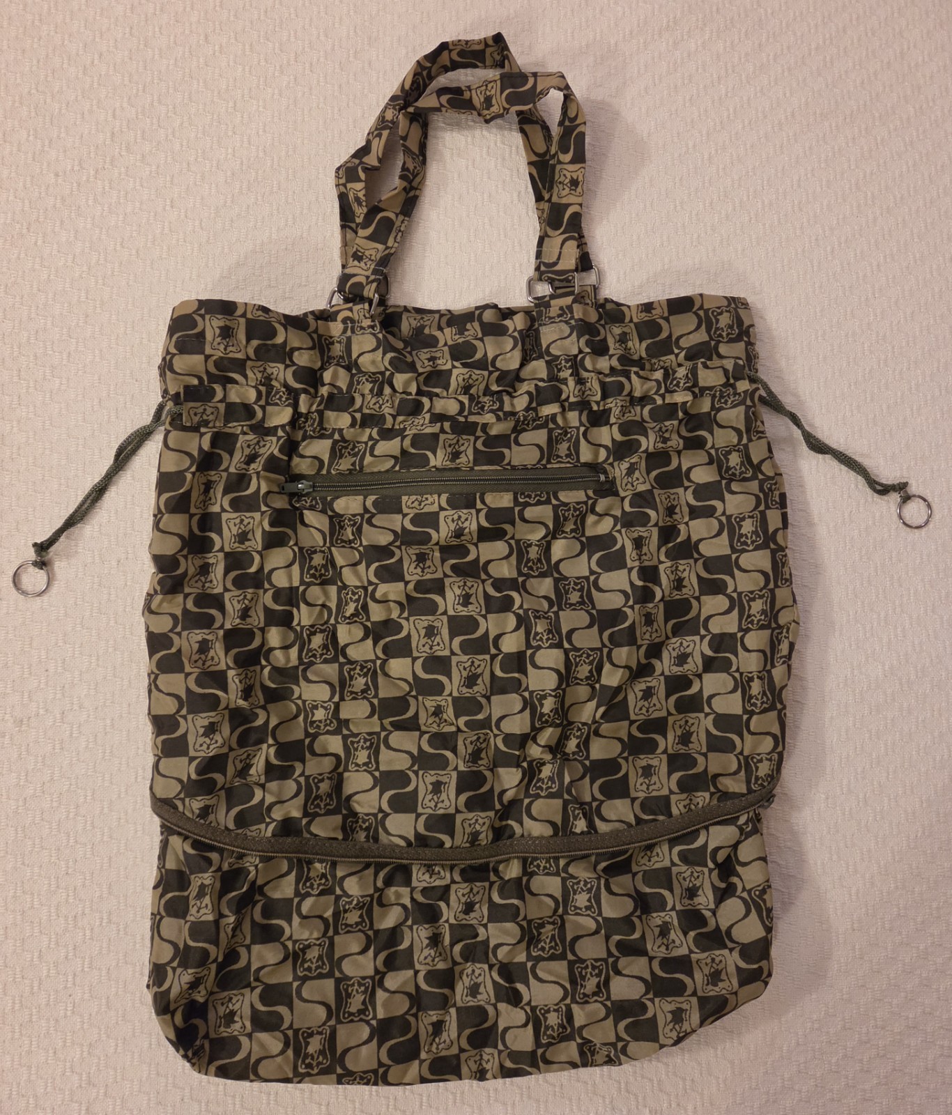 Portable Tote Drawstring Bag Zips Into Self Carry In Purse Or Car 16×13 To 7×4