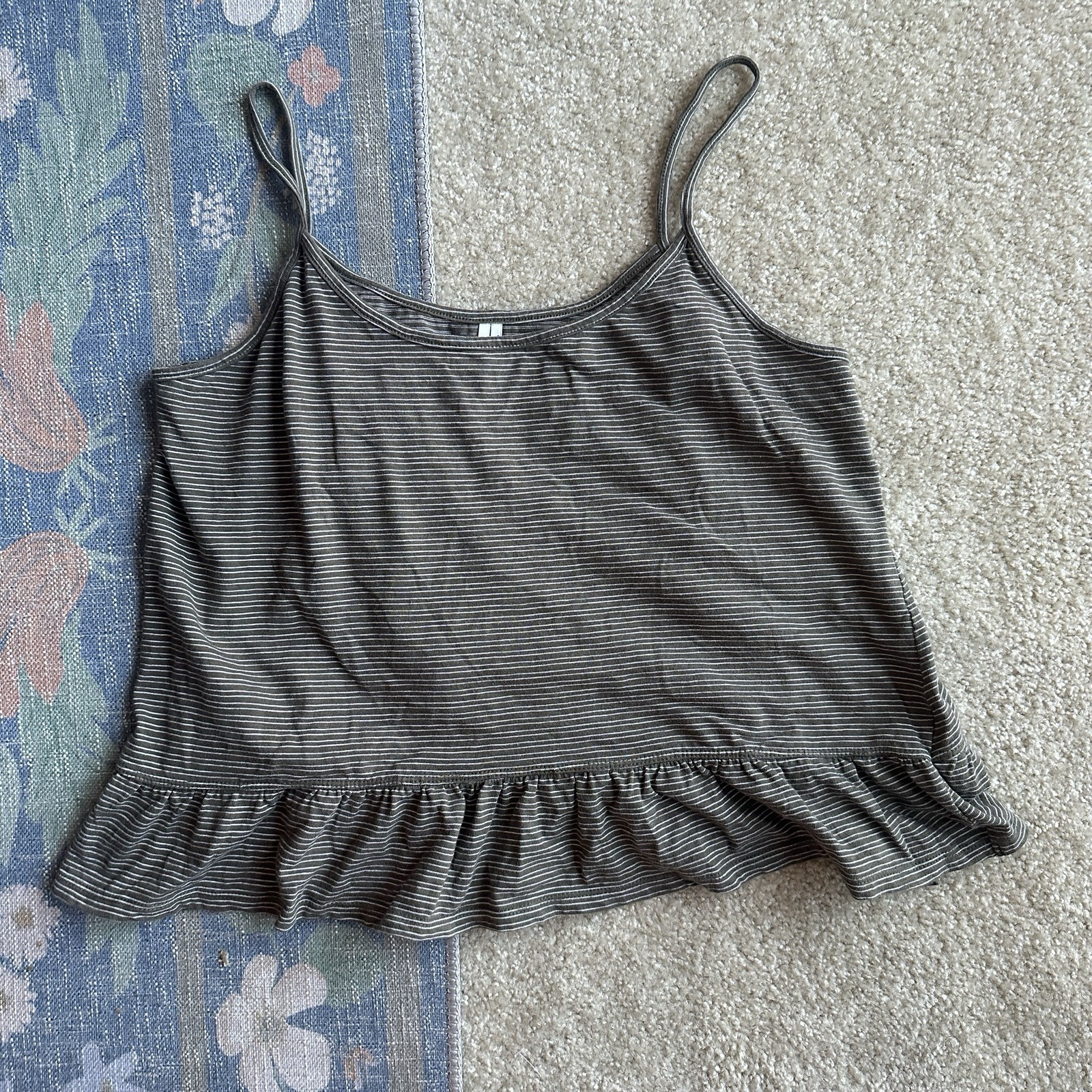 Women’s Anthropologie Green/White Stripe Tank Top Ruffle Hem Size L Minimalist