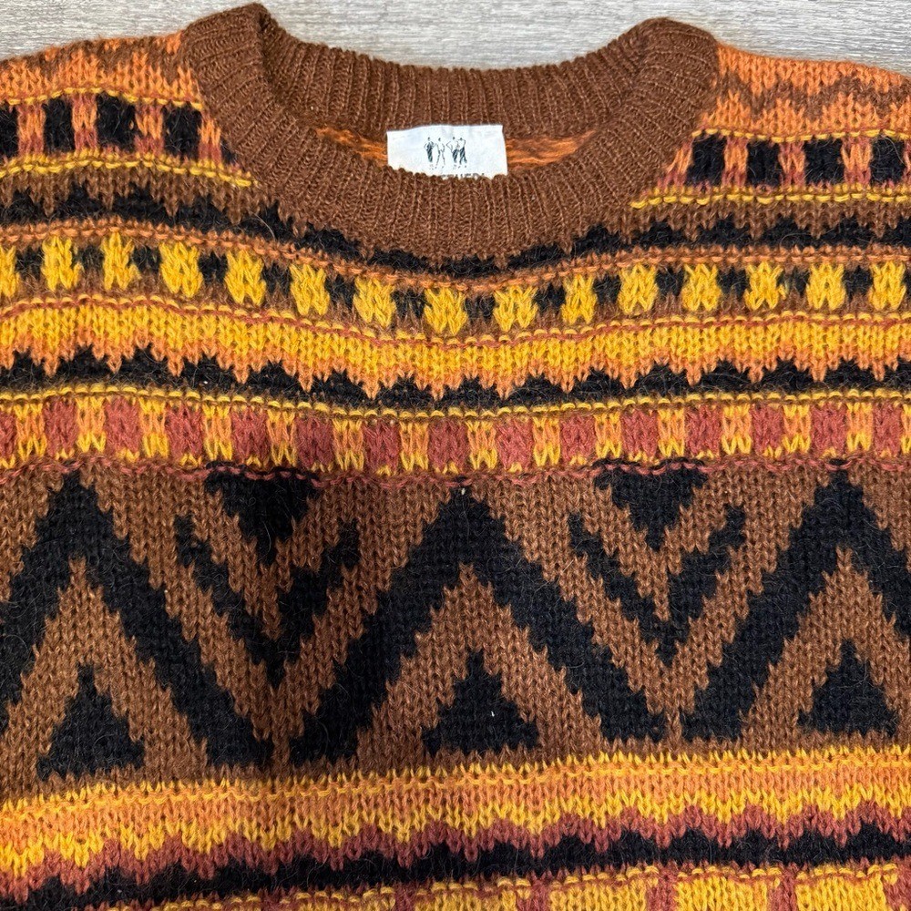 Together! Vintage 90s Wool Blend Geometric Tribal Knit Sweater Mens Large Brown